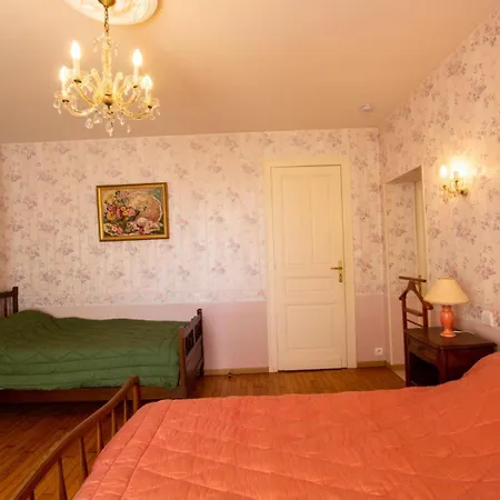 Petit Hébergement de vacances Cours-de-Pile