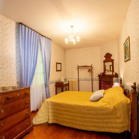 Petit * Cours-de-Pile