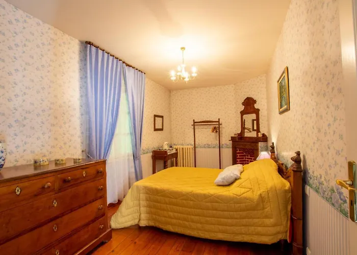 Petit * Cours-de-Pile